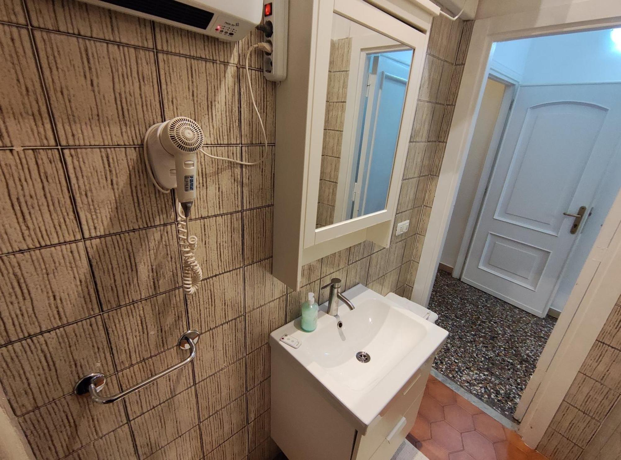 Al171 Tourist Rental Close Metro B1 - Sant'Agnese Annibaliano 로마 외부 사진